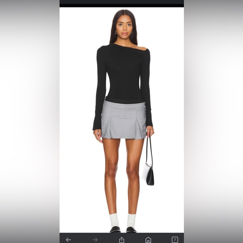All the ways Reiko Mini skirt